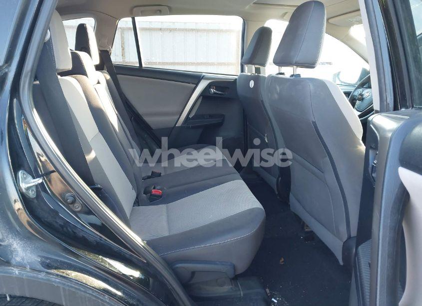 Photo 8 of 2015 Toyota Rav4 XLE (VIN 2T3RFREV6FW373501)