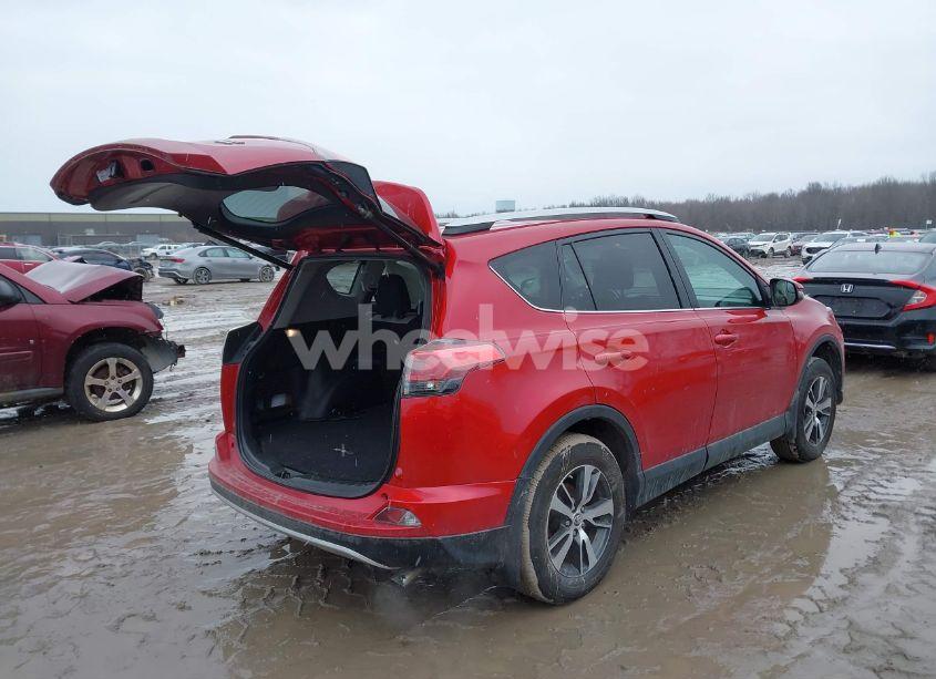 Photo 4 of 2016 Toyota Rav4 XLE (VIN 2T3RFREV6GW453186)