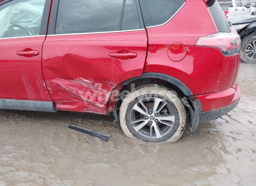 Photo 6 of 2016 Toyota Rav4 XLE (VIN 2T3RFREV6GW453186)