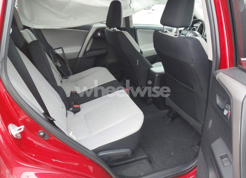 Photo 8 of 2016 Toyota Rav4 XLE (VIN 2T3RFREV6GW453186)