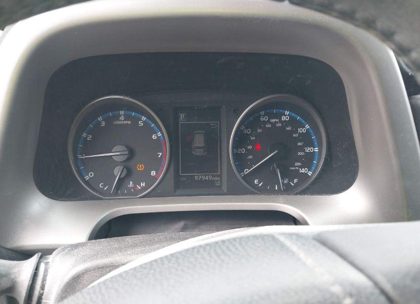 Photo 7 of 2017 Toyota Rav4 XLE (VIN 2T3RFREV6HW610233)