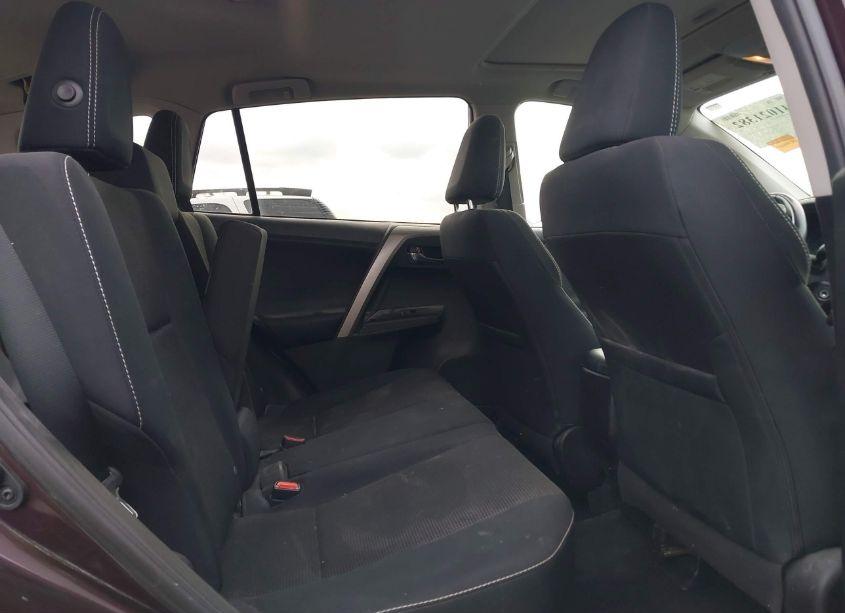 Photo 8 of 2017 Toyota Rav4 XLE (VIN 2T3RFREV6HW610233)