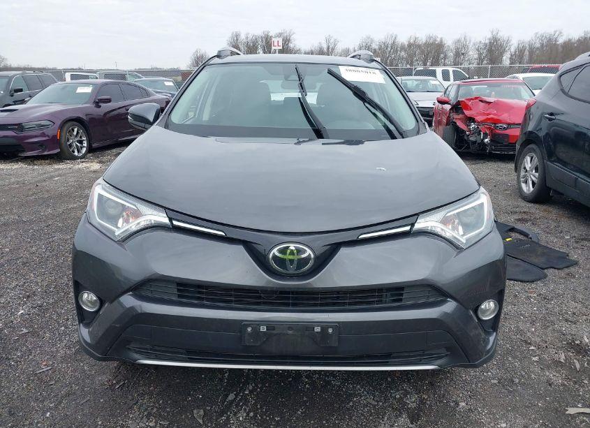 Photo 12 of 2018 Toyota Rav4 XLE (VIN 2T3RFREV6JW839677)
