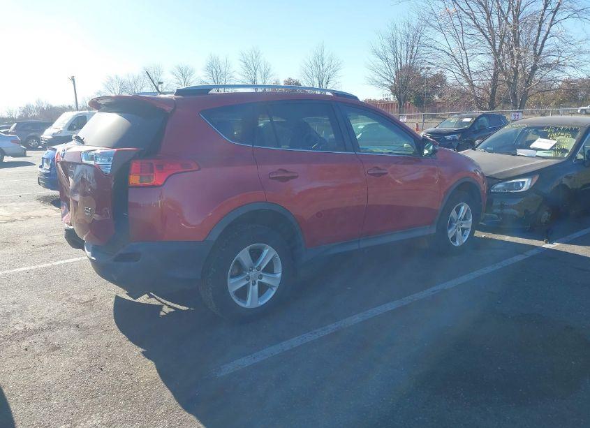 Photo 4 of 2013 Toyota Rav4 XLE (VIN 2T3RFREV7DW023212)