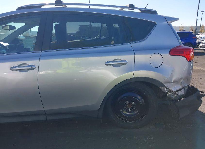 Photo 6 of 2013 Toyota Rav4 XLE (VIN 2T3RFREV7DW031083)