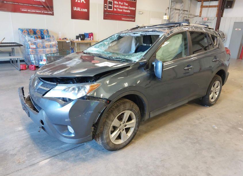 Photo 2 of 2013 Toyota Rav4 XLE (VIN 2T3RFREV7DW041340)
