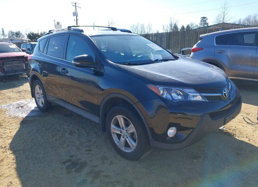 2013 Toyota Rav4 XLE (VIN 2T3RFREV7DW054704) main photo