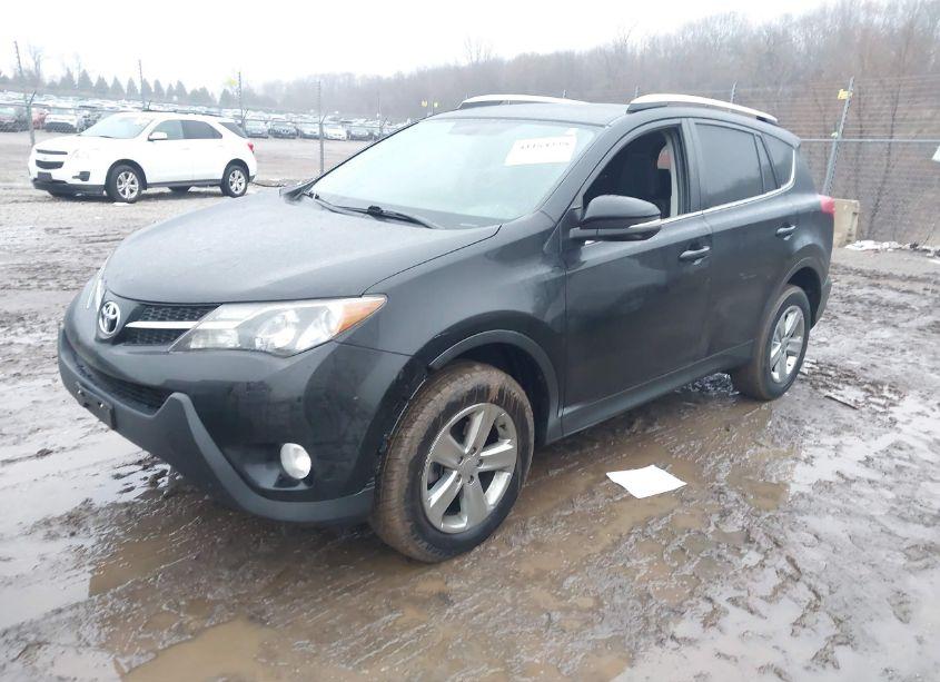 Photo 2 of 2013 Toyota Rav4 XLE (VIN 2T3RFREV7DW080929)