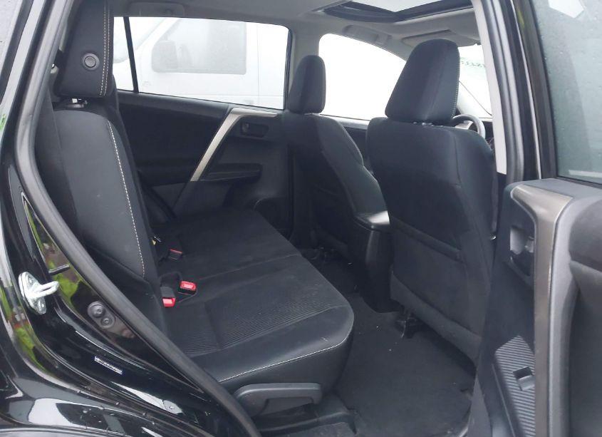 Photo 8 of 2013 Toyota Rav4 XLE (VIN 2T3RFREV7DW080929)