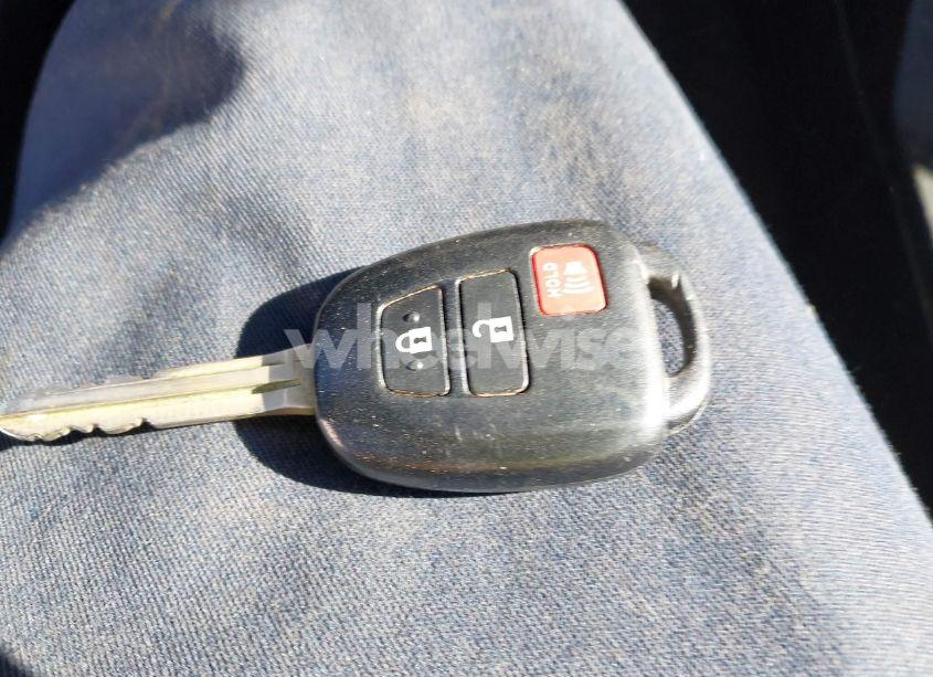 Photo 11 of 2013 Toyota Rav4 XLE (VIN 2T3RFREV7DW092367)