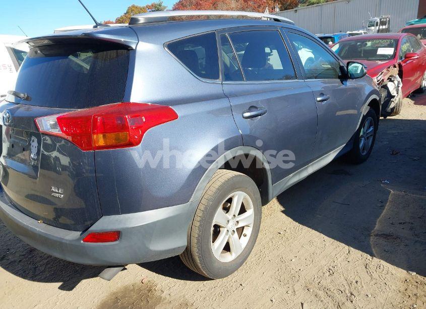 Photo 4 of 2013 Toyota Rav4 XLE (VIN 2T3RFREV7DW092367)
