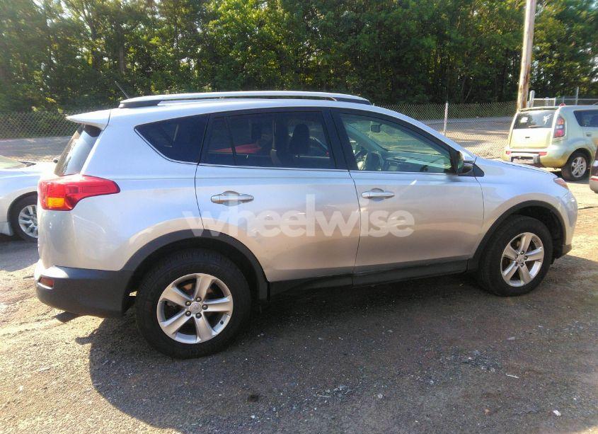 Photo 13 of 2013 Toyota Rav4 XLE (VIN 2T3RFREV7DW113914)