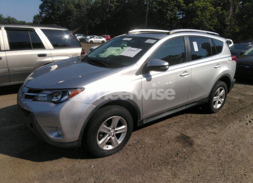 Photo 2 of 2013 Toyota Rav4 XLE (VIN 2T3RFREV7DW113914)