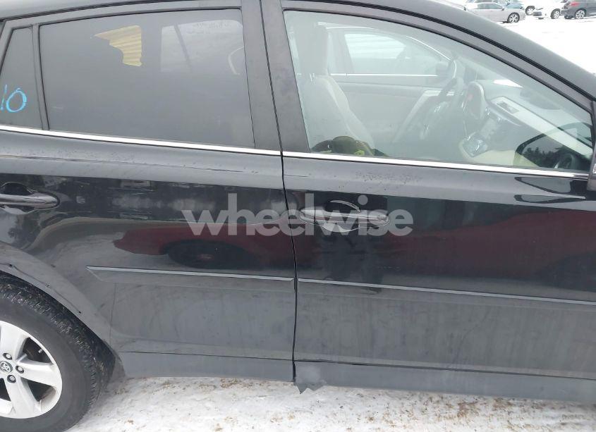 Photo 13 of 2015 Toyota Rav4 XLE (VIN 2T3RFREV7FW316742)