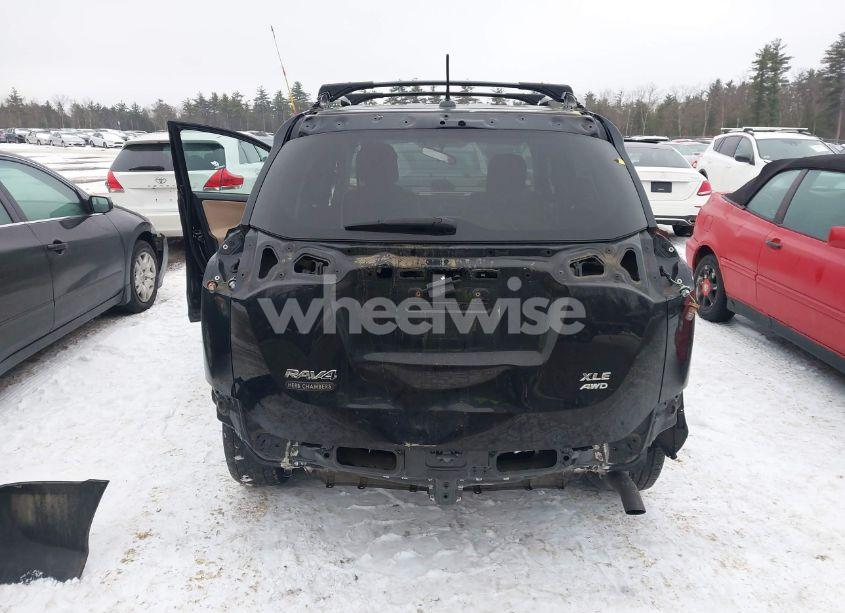 Photo 16 of 2015 Toyota Rav4 XLE (VIN 2T3RFREV7FW316742)