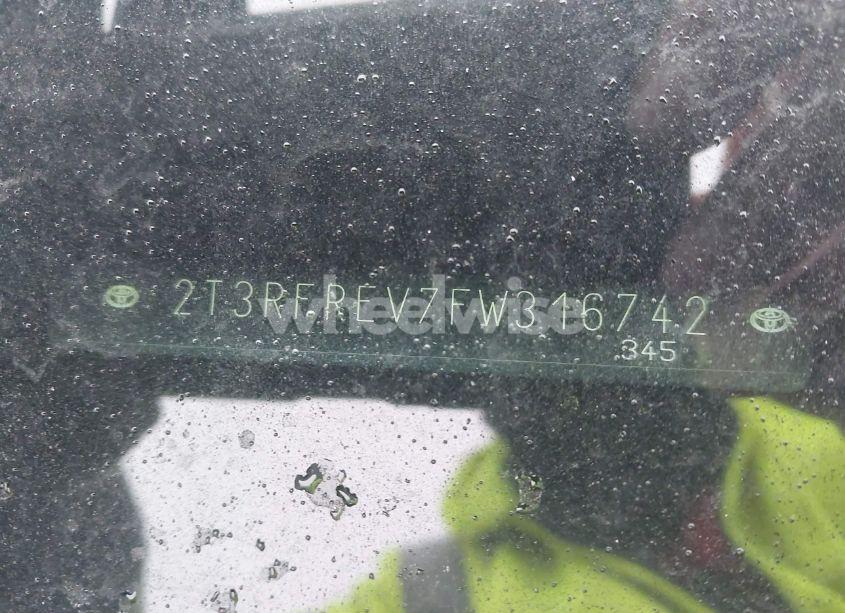 Photo 9 of 2015 Toyota Rav4 XLE (VIN 2T3RFREV7FW316742)