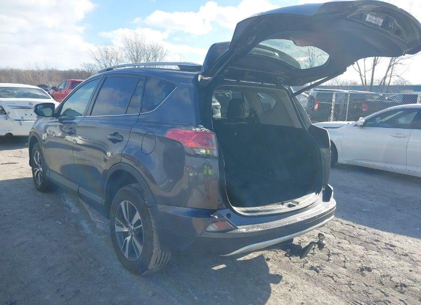 Photo 3 of 2016 Toyota Rav4 XLE (VIN 2T3RFREV7GW416244)