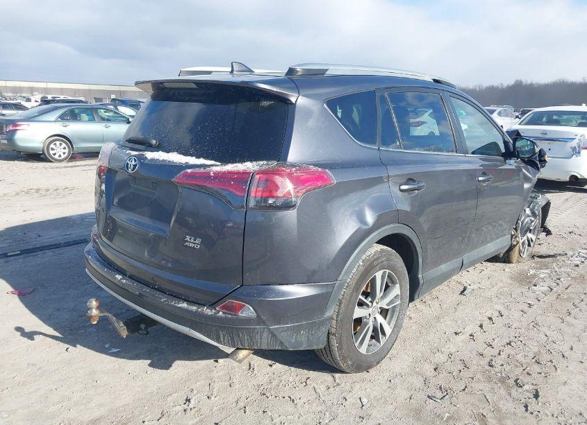 Photo 4 of 2016 Toyota Rav4 XLE (VIN 2T3RFREV7GW416244)