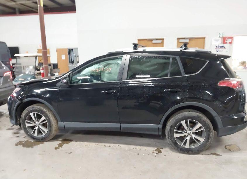 Photo 14 of 2016 Toyota Rav4 XLE (VIN 2T3RFREV7GW433206)