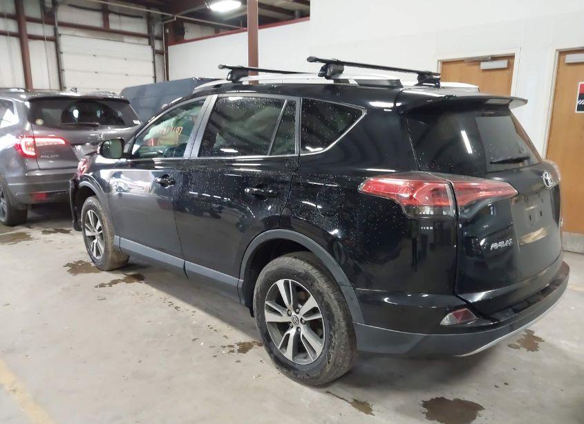 Photo 3 of 2016 Toyota Rav4 XLE (VIN 2T3RFREV7GW433206)