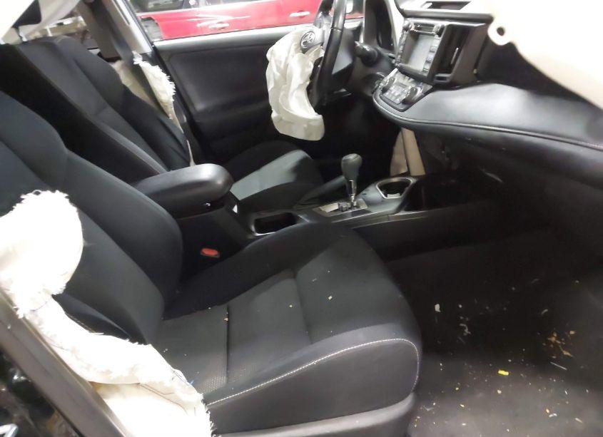 Photo 5 of 2016 Toyota Rav4 XLE (VIN 2T3RFREV7GW433206)