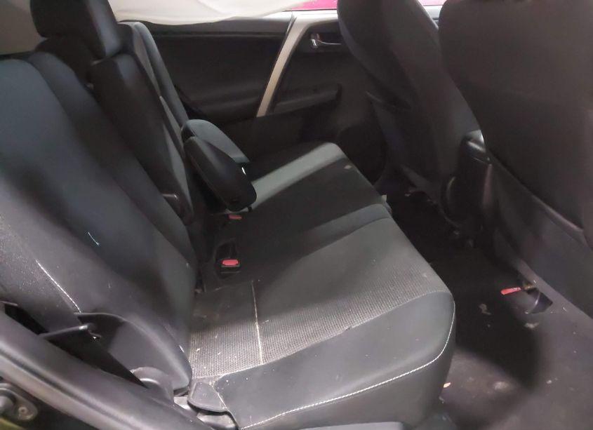 Photo 8 of 2016 Toyota Rav4 XLE (VIN 2T3RFREV7GW433206)