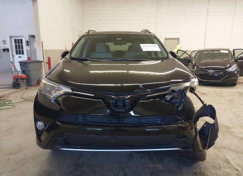 Photo 12 of 2016 Toyota Rav4 XLE (VIN 2T3RFREV7GW447185)