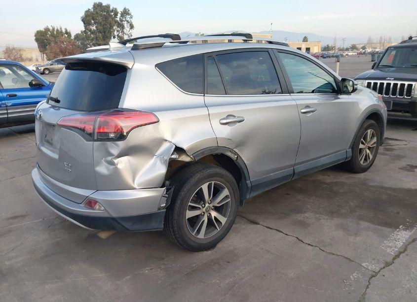 Photo 4 of 2016 Toyota Rav4 XLE (VIN 2T3RFREV7GW476878)