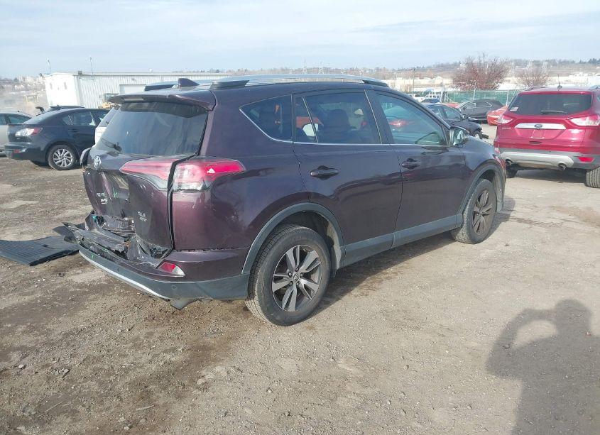 Photo 4 of 2016 Toyota Rav4 XLE (VIN 2T3RFREV7GW480574)