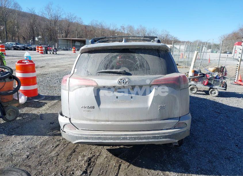 Photo 16 of 2017 Toyota Rav4 XLE (VIN 2T3RFREV7HW553671)