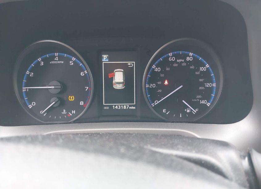 Photo 7 of 2017 Toyota Rav4 XLE (VIN 2T3RFREV7HW569742)