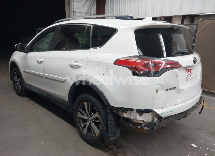 Photo 3 of 2017 Toyota Rav4 XLE (VIN 2T3RFREV7HW646853)