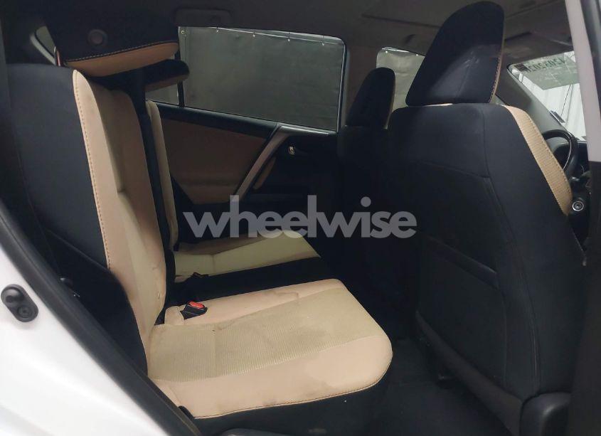 Photo 8 of 2017 Toyota Rav4 XLE (VIN 2T3RFREV7HW646853)