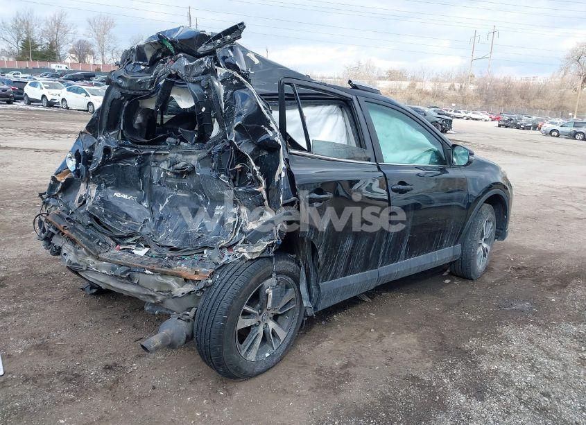 Photo 4 of 2017 Toyota Rav4 XLE (VIN 2T3RFREV7HW650238)