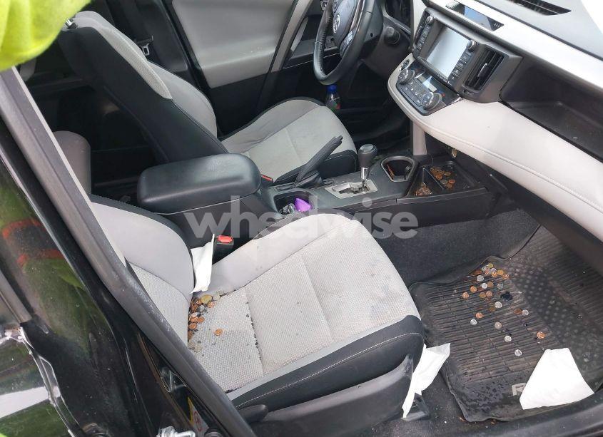 Photo 5 of 2017 Toyota Rav4 XLE (VIN 2T3RFREV7HW650238)