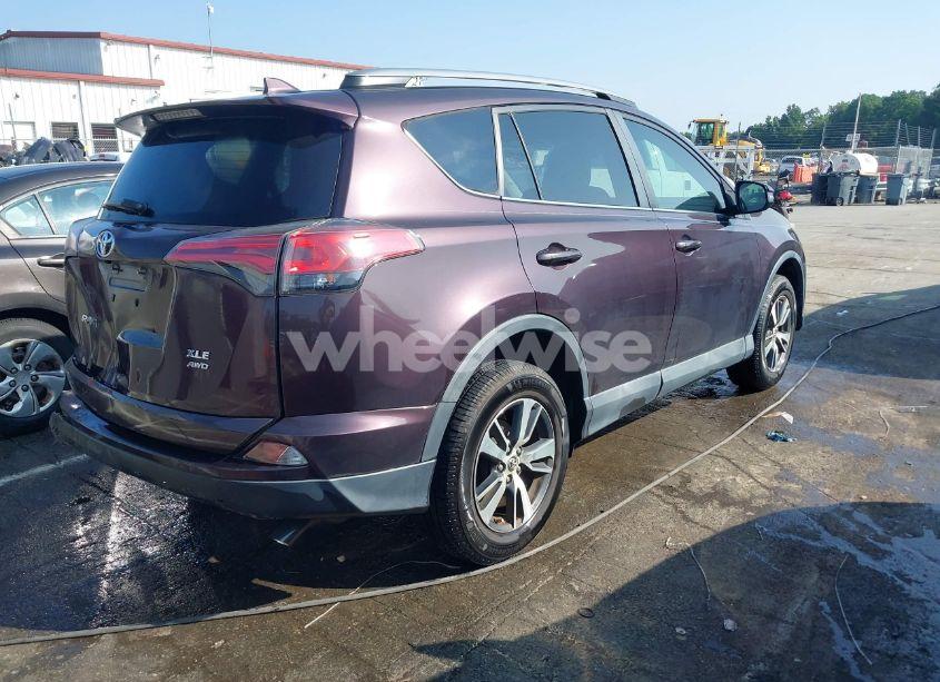 Photo 4 of 2018 Toyota Rav4 XLE (VIN 2T3RFREV7JW707933)