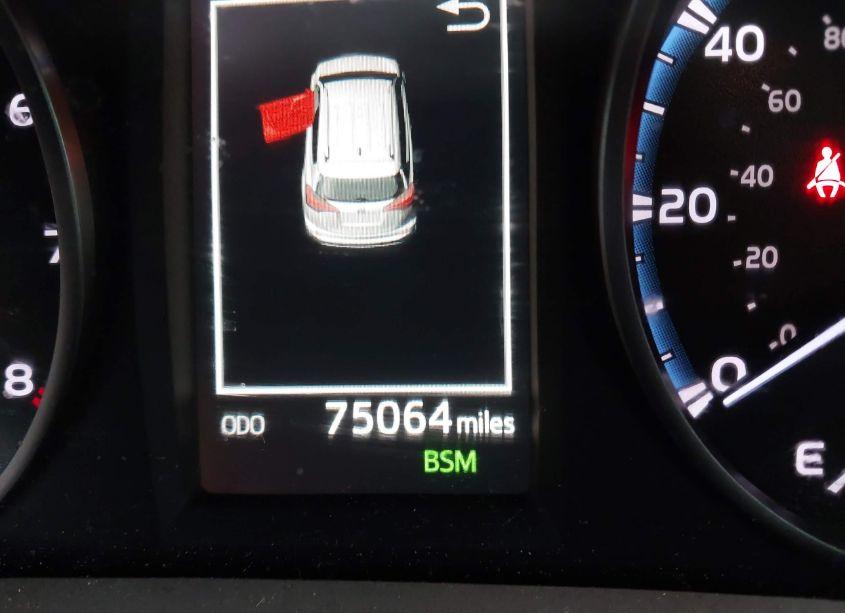 Photo 15 of 2018 Toyota Rav4 ADVENTURE/XLE (VIN 2T3RFREV7JW711853)