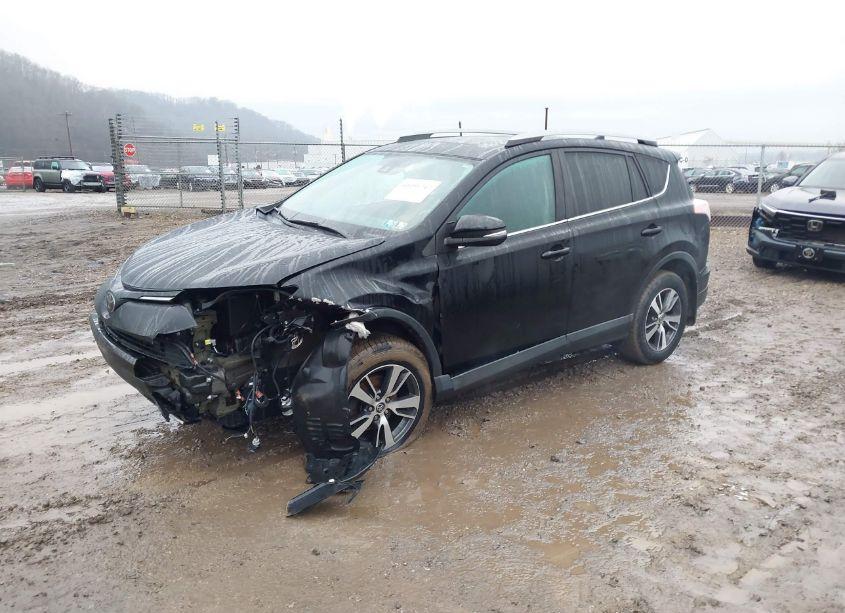 Photo 2 of 2018 Toyota Rav4 ADVENTURE/XLE (VIN 2T3RFREV7JW711853)