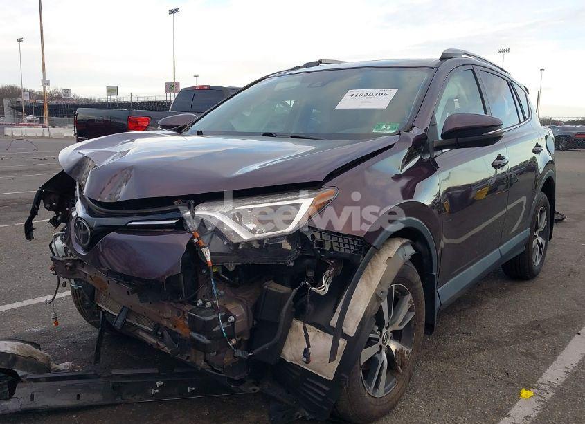 Photo 2 of 2018 Toyota Rav4 ADVENTURE/XLE (VIN 2T3RFREV7JW789808)