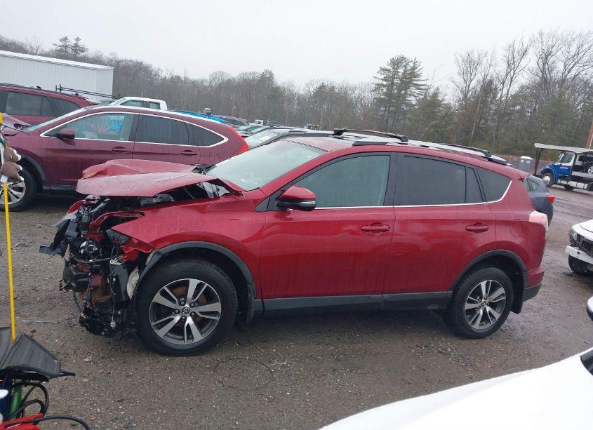 Photo 15 of 2018 Toyota Rav4 ADVENTURE/XLE (VIN 2T3RFREV7JW817767)