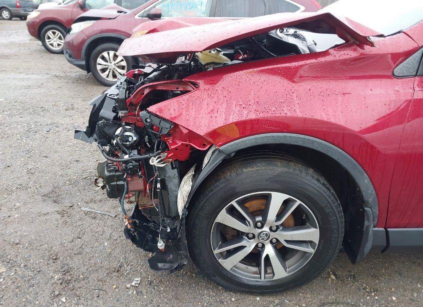 Photo 19 of 2018 Toyota Rav4 ADVENTURE/XLE (VIN 2T3RFREV7JW817767)