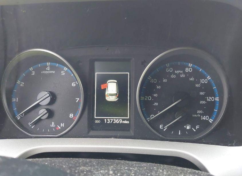 Photo 7 of 2018 Toyota Rav4 ADVENTURE/XLE (VIN 2T3RFREV7JW817767)