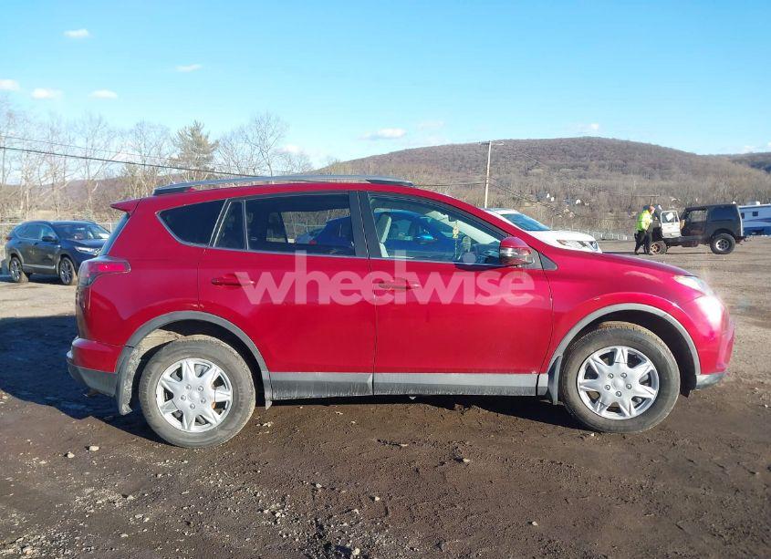 Photo 13 of 2018 Toyota Rav4 ADVENTURE/XLE (VIN 2T3RFREV7JW857444)