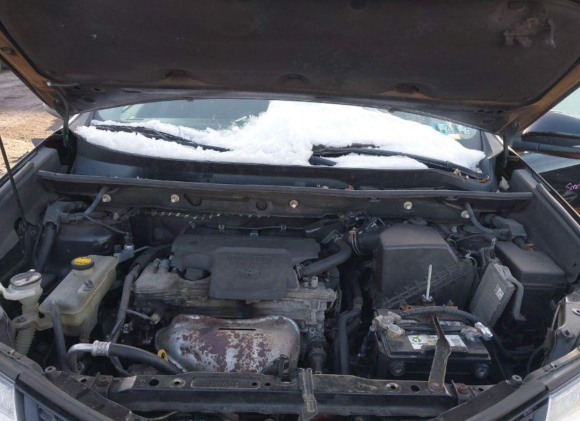 Photo 10 of 2013 Toyota Rav4 XLE (VIN 2T3RFREV8DW022098)