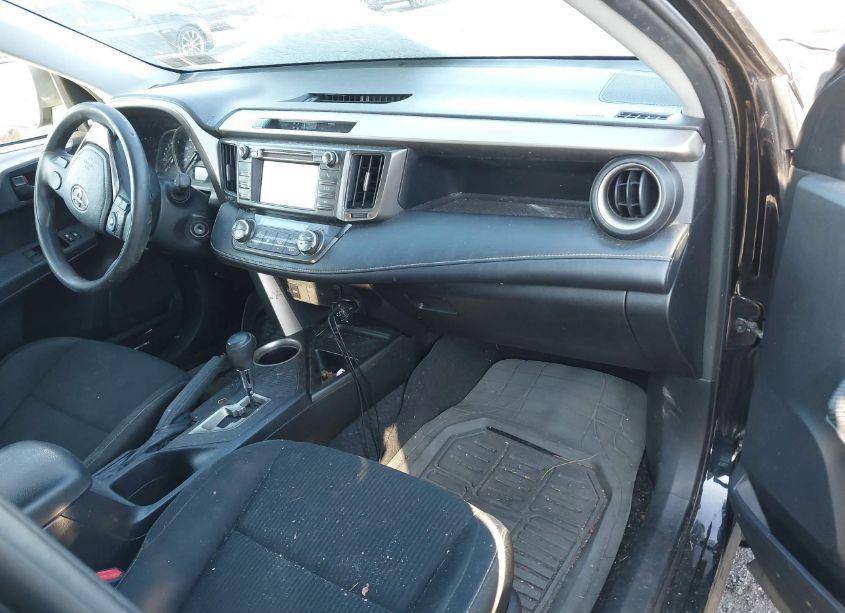 Photo 5 of 2013 Toyota Rav4 XLE (VIN 2T3RFREV8DW022098)