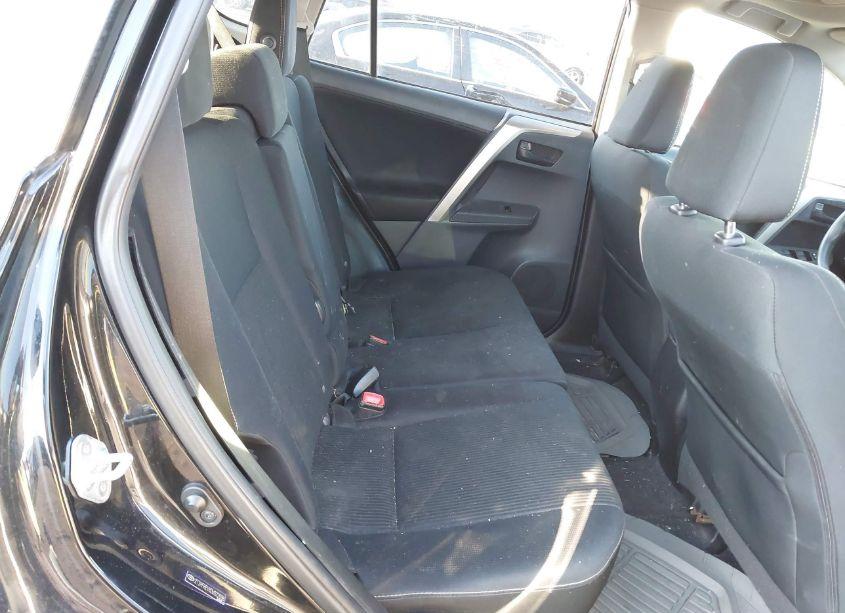 Photo 8 of 2013 Toyota Rav4 XLE (VIN 2T3RFREV8DW022098)