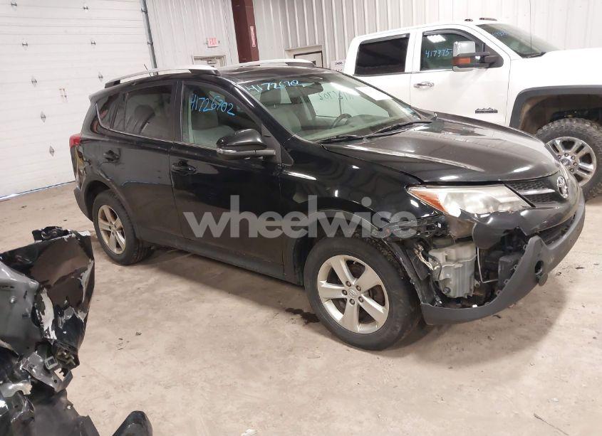 2013 Toyota Rav4 XLE (VIN 2T3RFREV8DW046076) main photo