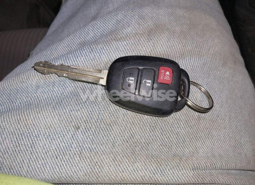 Photo 11 of 2013 Toyota Rav4 XLE (VIN 2T3RFREV8DW046076)