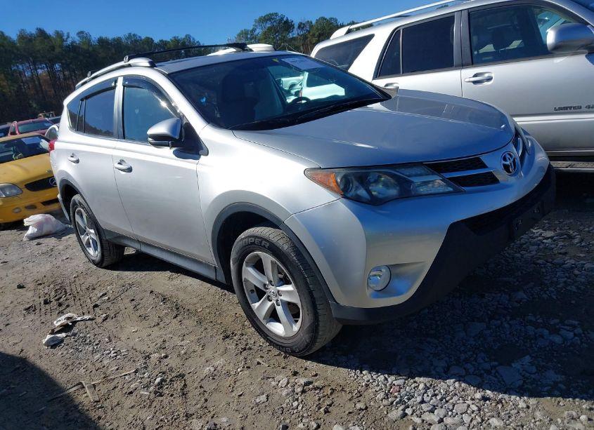 2013 Toyota Rav4 XLE (VIN 2T3RFREV8DW065405) main photo