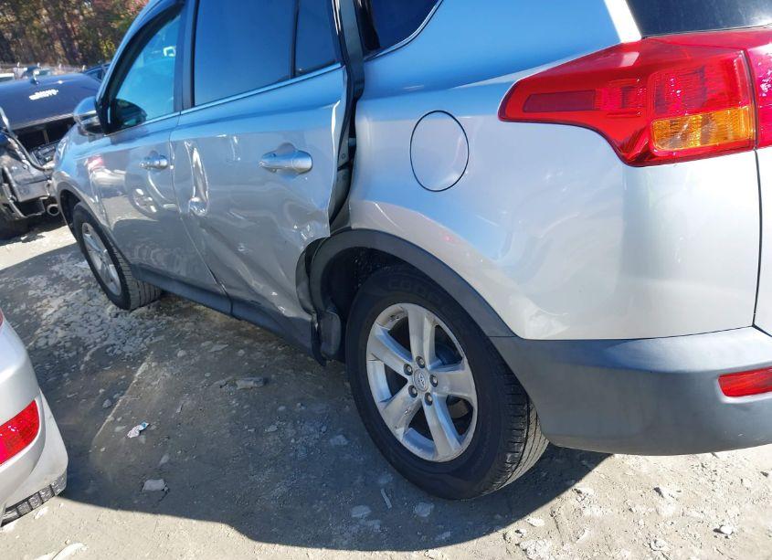 Photo 6 of 2013 Toyota Rav4 XLE (VIN 2T3RFREV8DW065405)